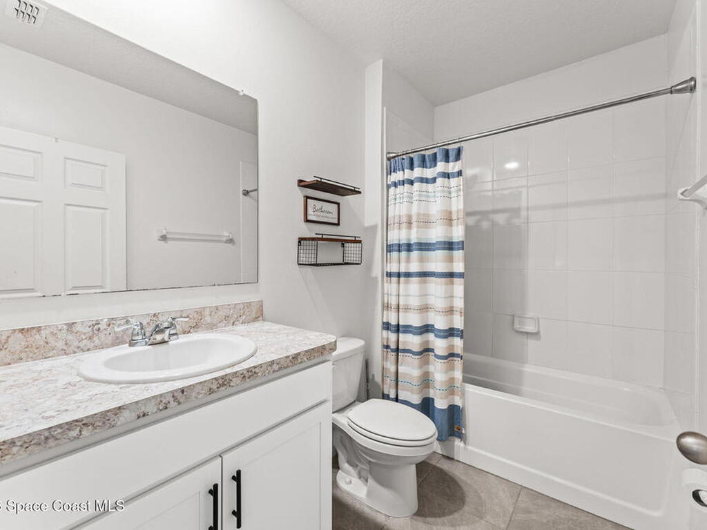 233 Bubbling Lane, Palm Bay, FL 32907