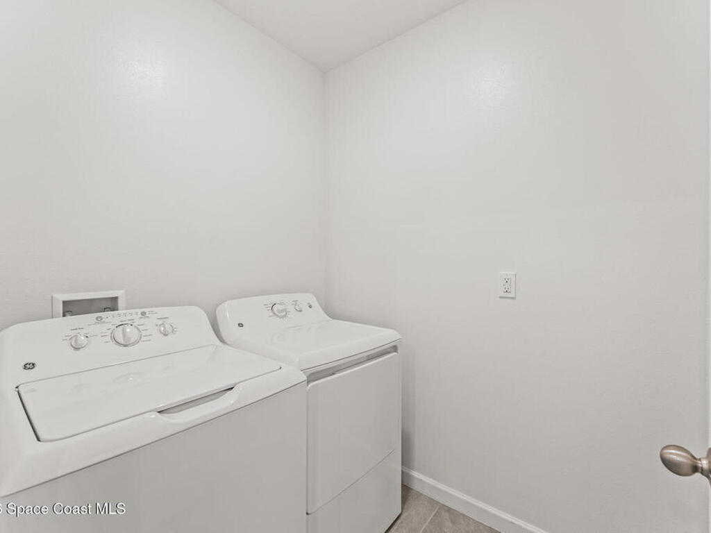 233 Bubbling Lane, Palm Bay, FL 32907