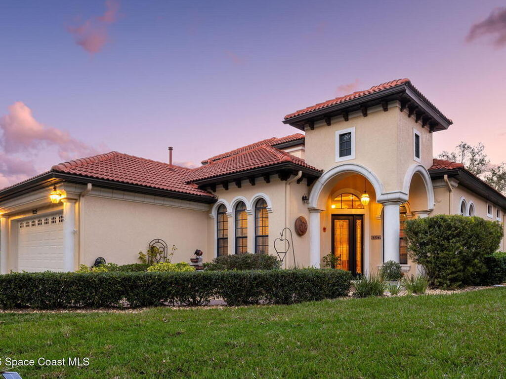 9335 San Jose Boulevard, Howey-in-the-Hills, FL 34737