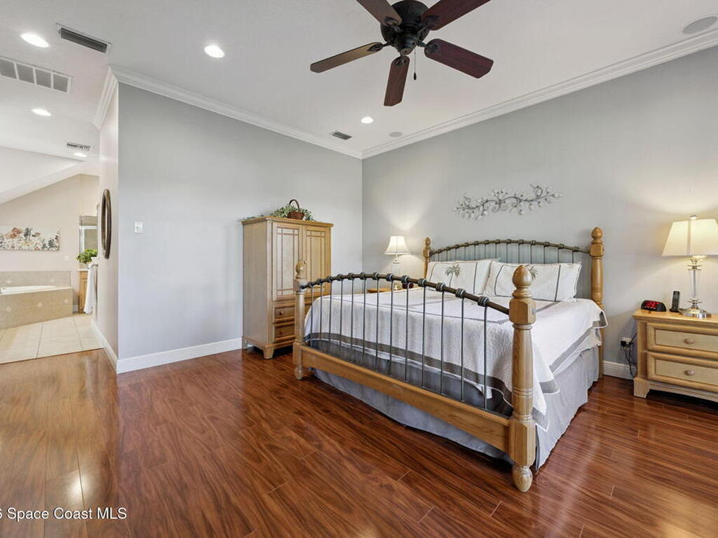 9335 San Jose Boulevard, Howey-in-the-Hills, FL 34737