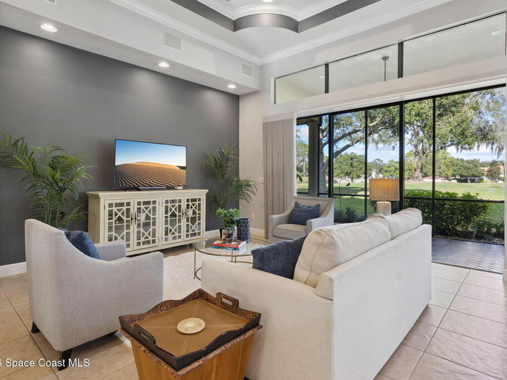 9335 San Jose Boulevard, Howey-in-the-Hills, FL 34737