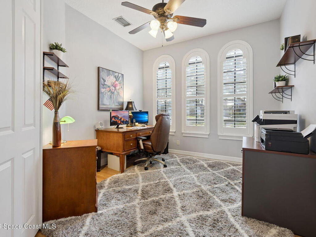 9335 San Jose Boulevard, Howey-in-the-Hills, FL 34737