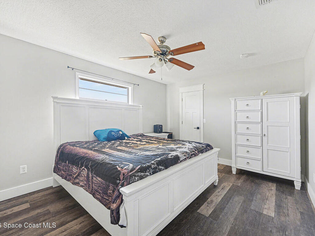 3375 Grantline Road, Mims, FL 32754