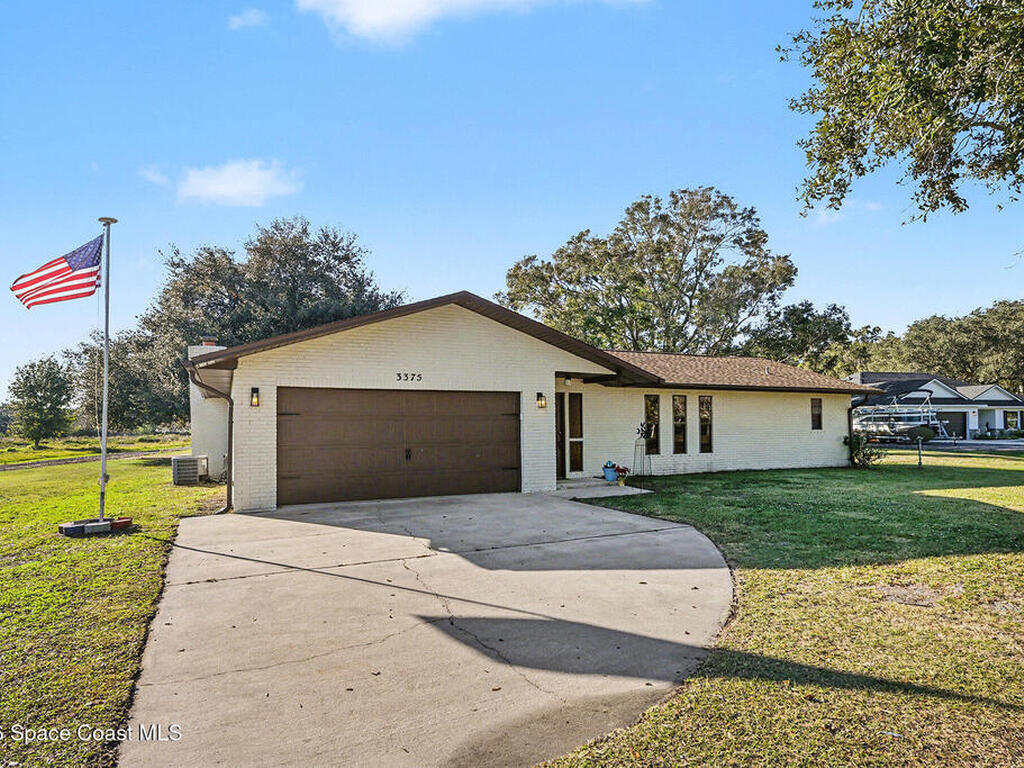 3375 Grantline Road, Mims, FL 32754