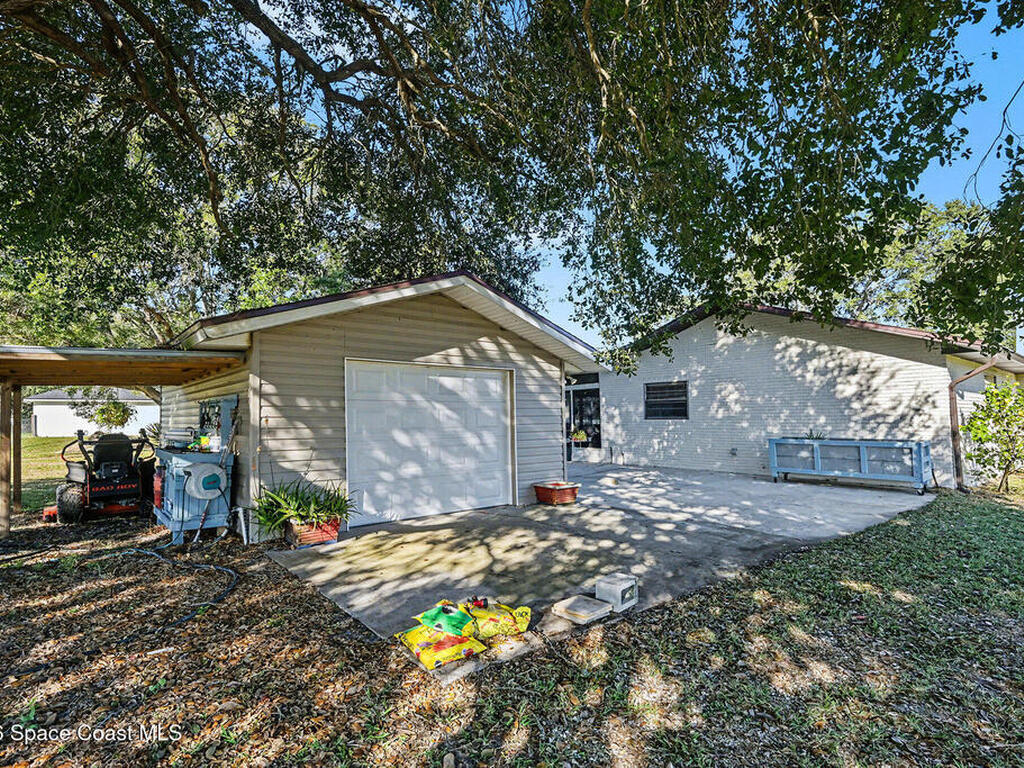 3375 Grantline Road, Mims, FL 32754