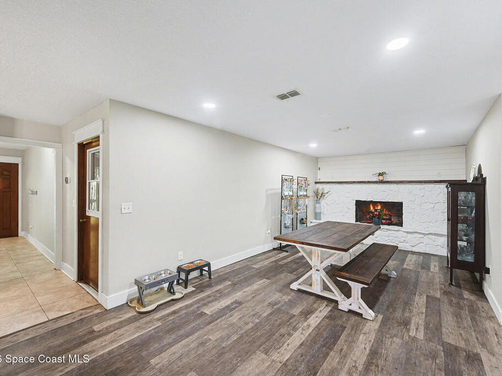 3375 Grantline Road, Mims, FL 32754