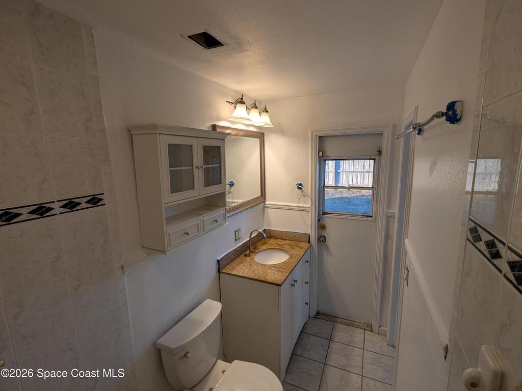 2368 Lakeview Drive, Melbourne, FL 32935