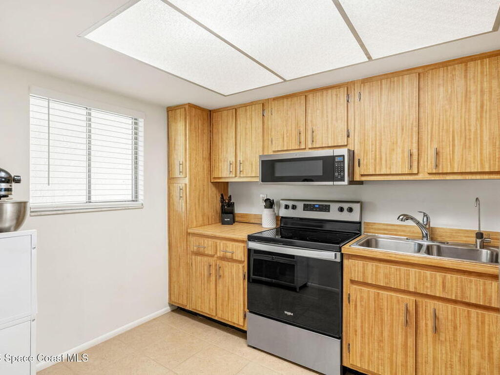 3025 Thrush Drive, Melbourne, FL 32935