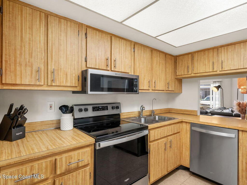 3025 Thrush Drive, Melbourne, FL 32935