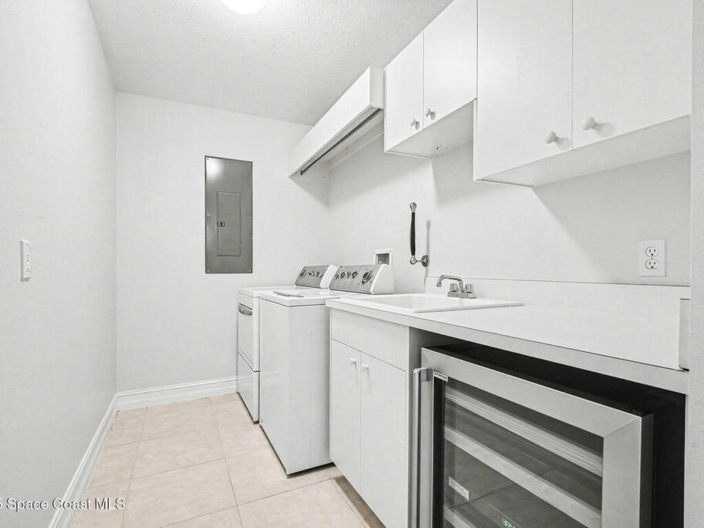 5 Indian River Avenue, Titusville, FL 32796