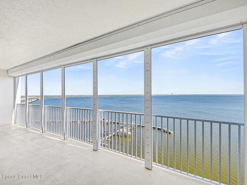 5 Indian River Avenue, Titusville, FL 32796