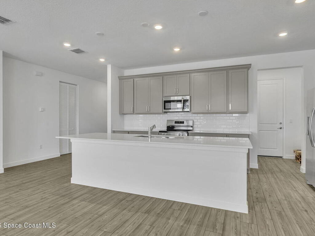 1852 Marigold Trail, Palm Bay, FL 32907