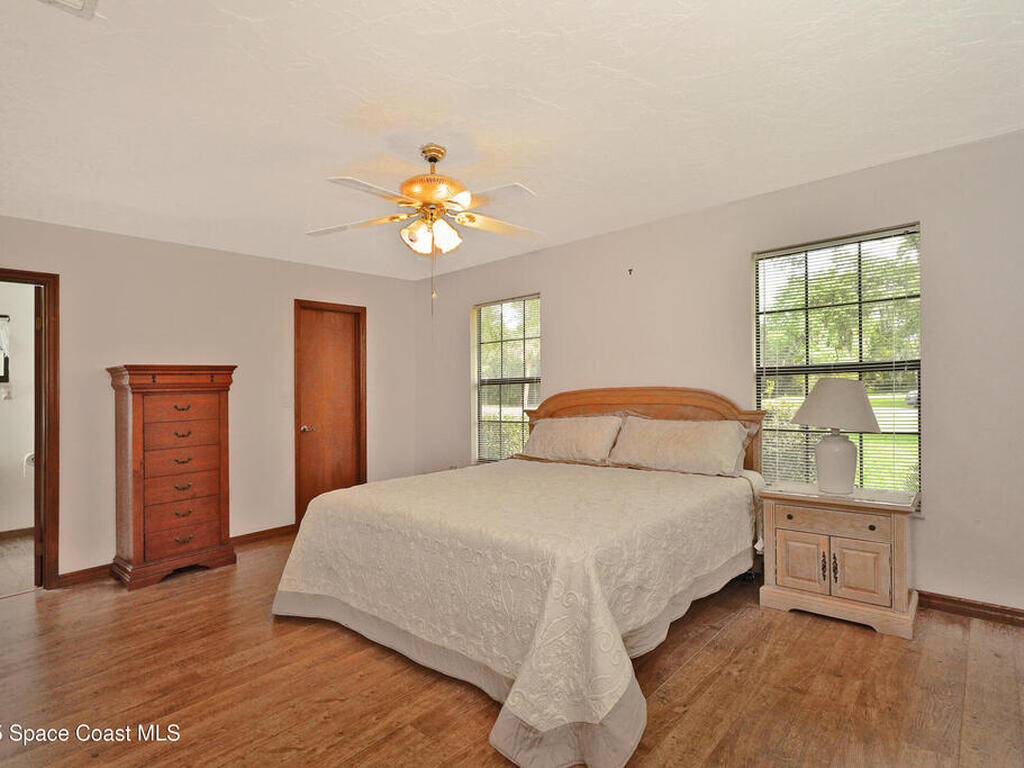 670 Kings Way, Merritt Island, FL 32953