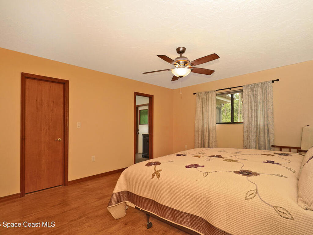 670 Kings Way, Merritt Island, FL 32953