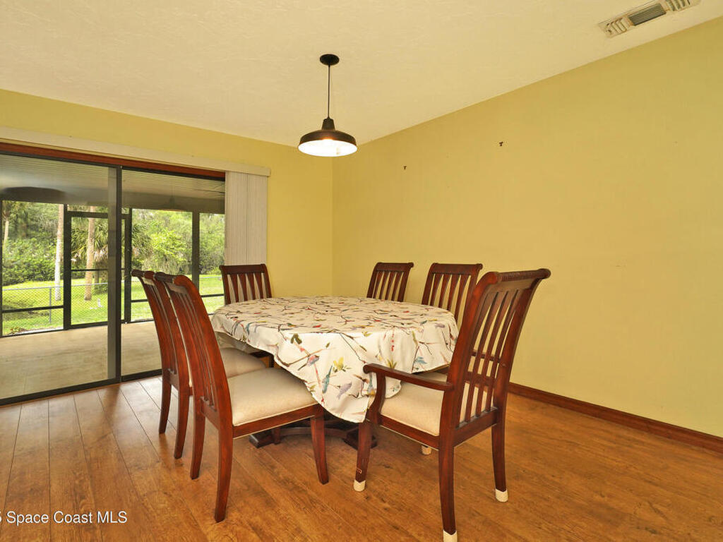 670 Kings Way, Merritt Island, FL 32953