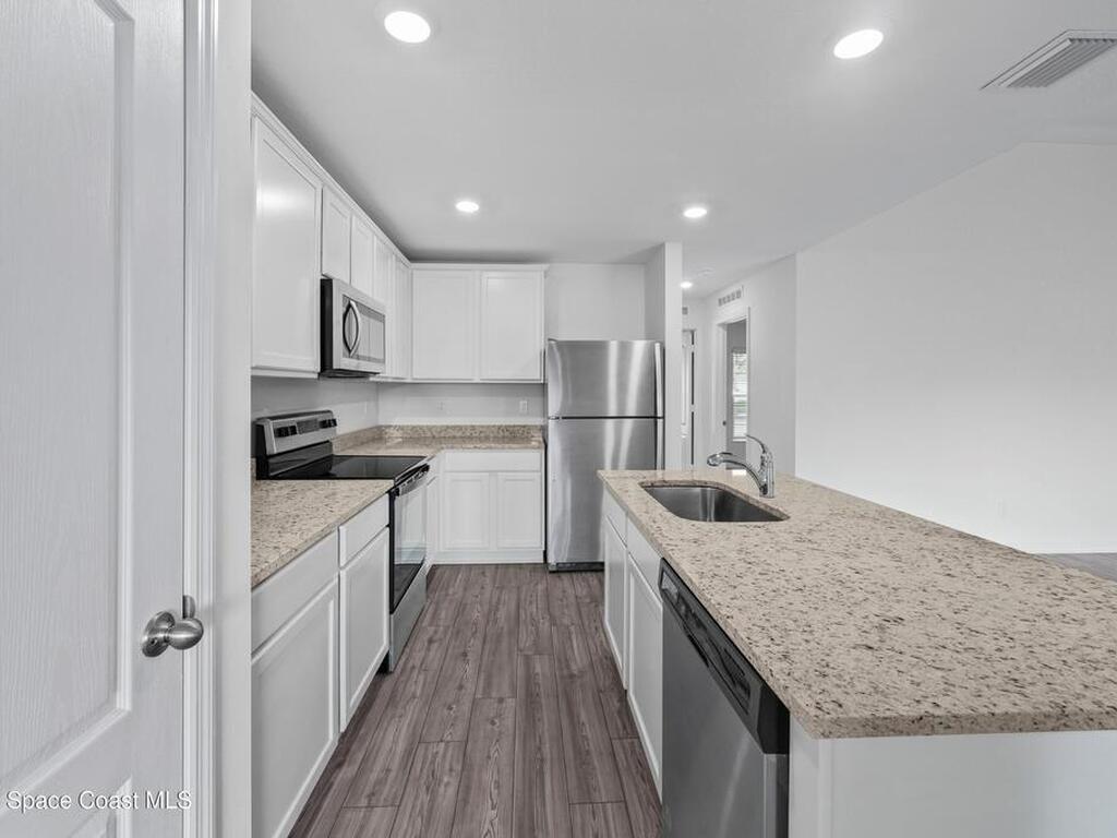 1170 Pluto Street, Palm Bay, FL 32909