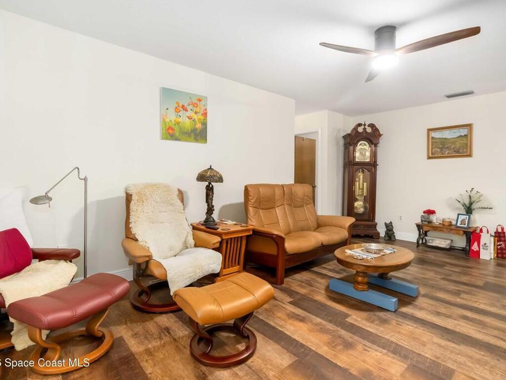 610 Saint Albans Court, West Melbourne, FL 32904