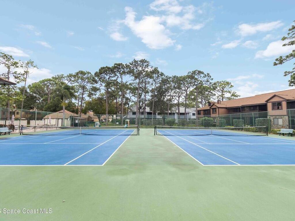 610 Saint Albans Court, West Melbourne, FL 32904