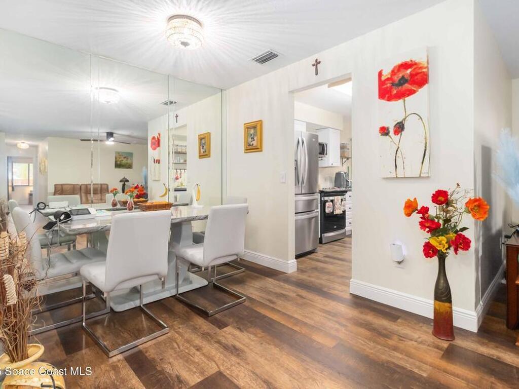 610 Saint Albans Court, West Melbourne, FL 32904