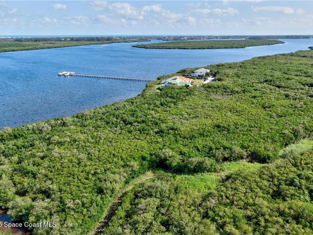 7465 32nd Court, Vero Beach, FL 32967