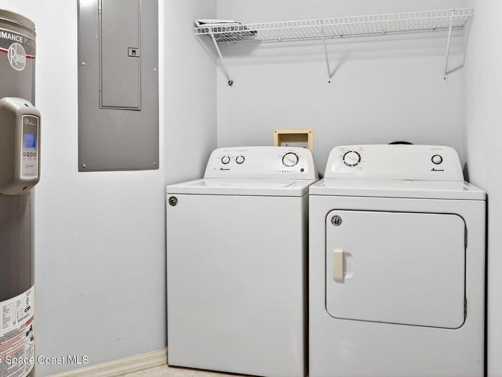 821 Del Rio Way, Merritt Island, FL 32953