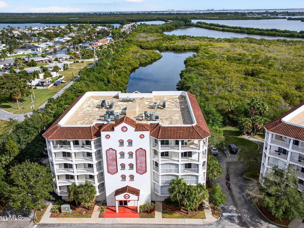 821 Del Rio Way, Merritt Island, FL 32953