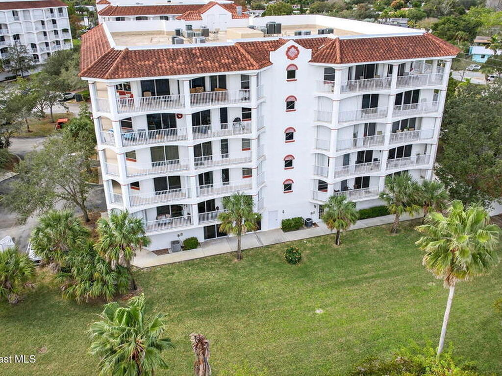 821 Del Rio Way, Merritt Island, FL 32953