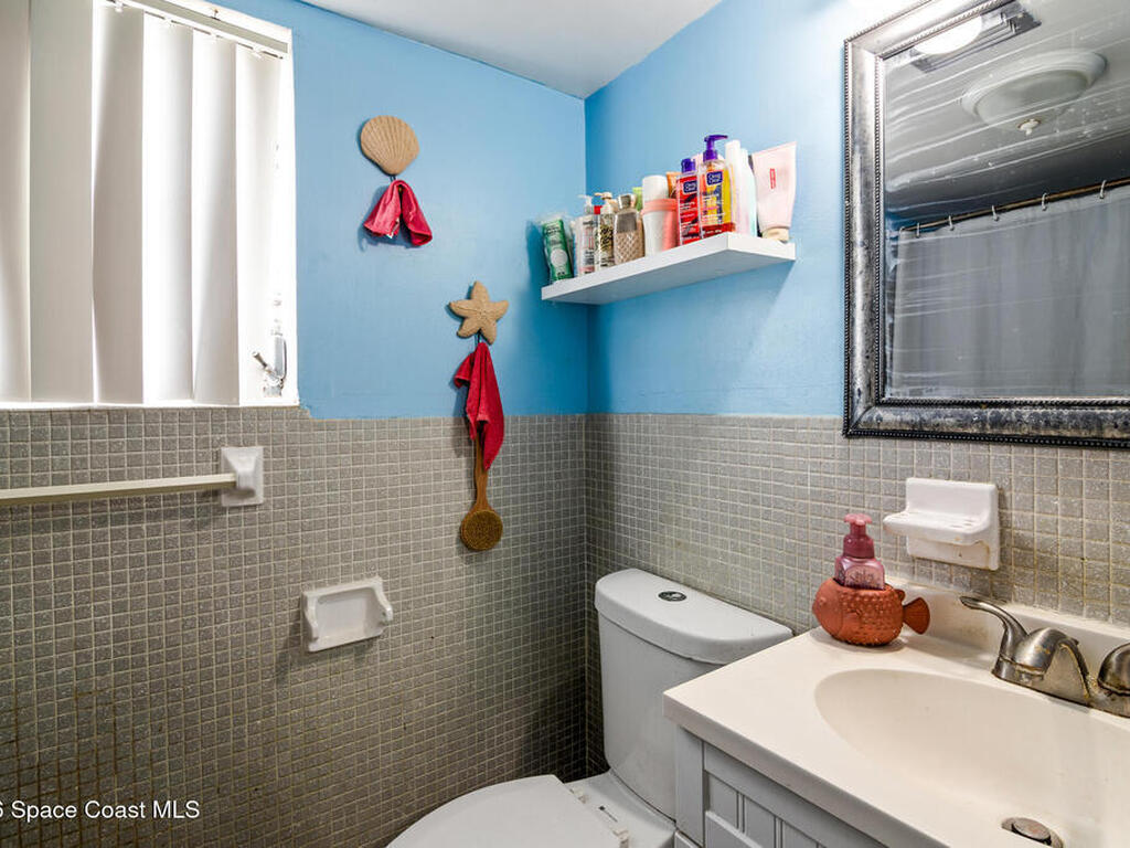 250 N Banana River Drive, Merritt Island, FL 32952