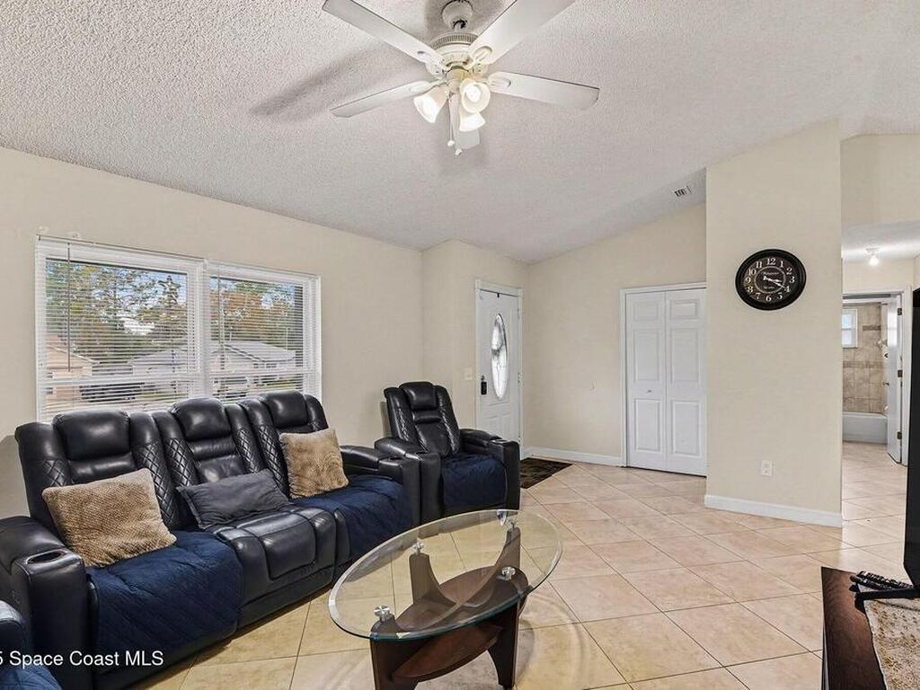 3119 Shafton Avenue, Deltona, FL 32738