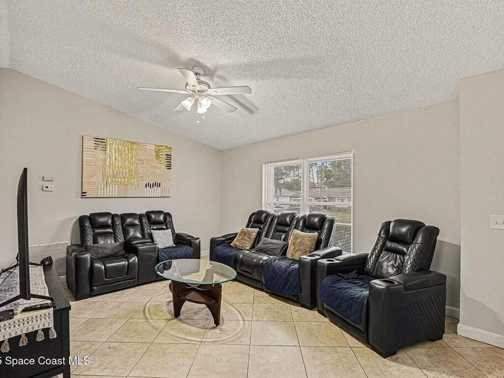 3119 Shafton Avenue, Deltona, FL 32738