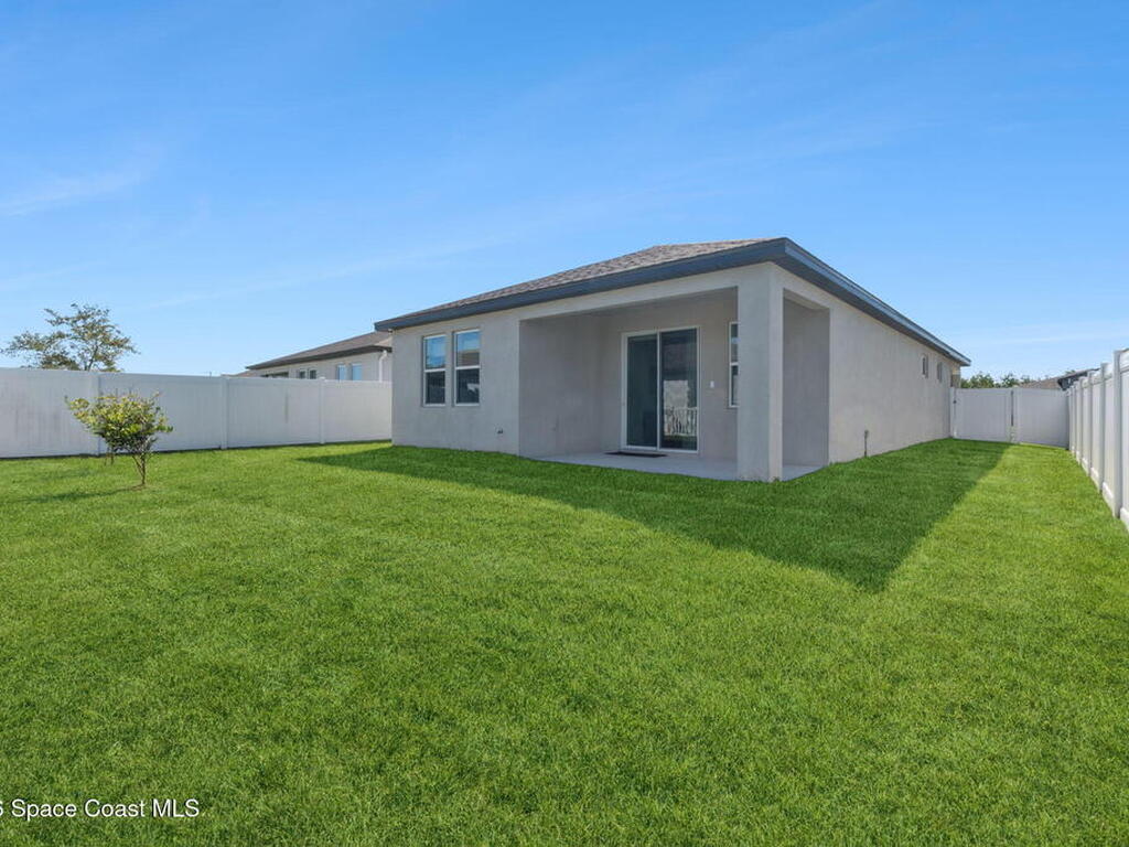 2824 Neverland Drive, New Smyrna Beach, FL 32168