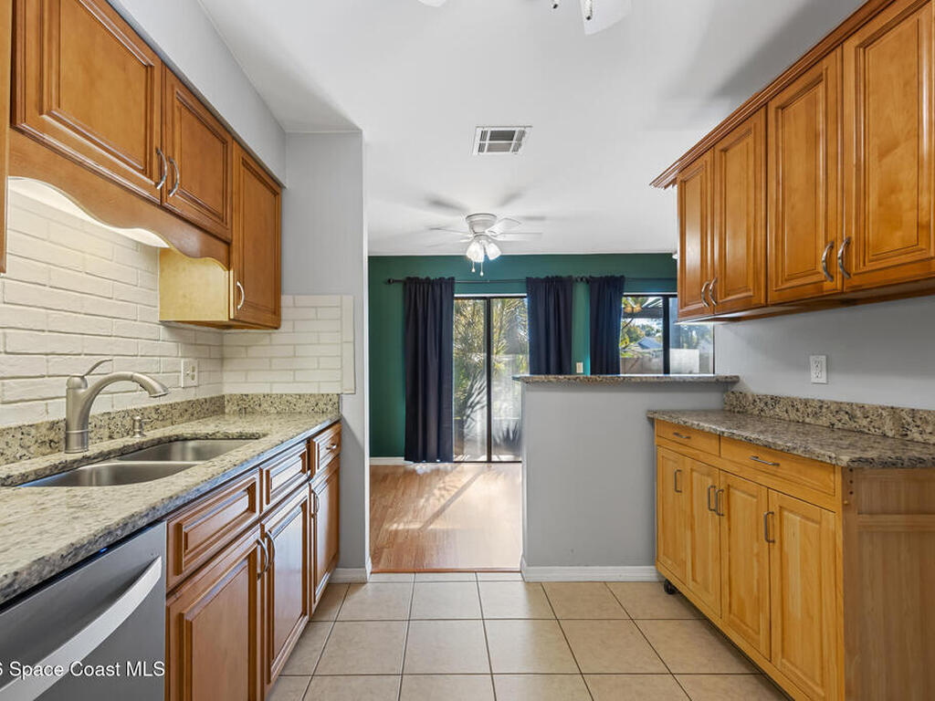 9002 Wedgewood Place, West Melbourne, FL 32904