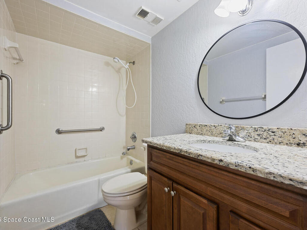 9002 Wedgewood Place, West Melbourne, FL 32904