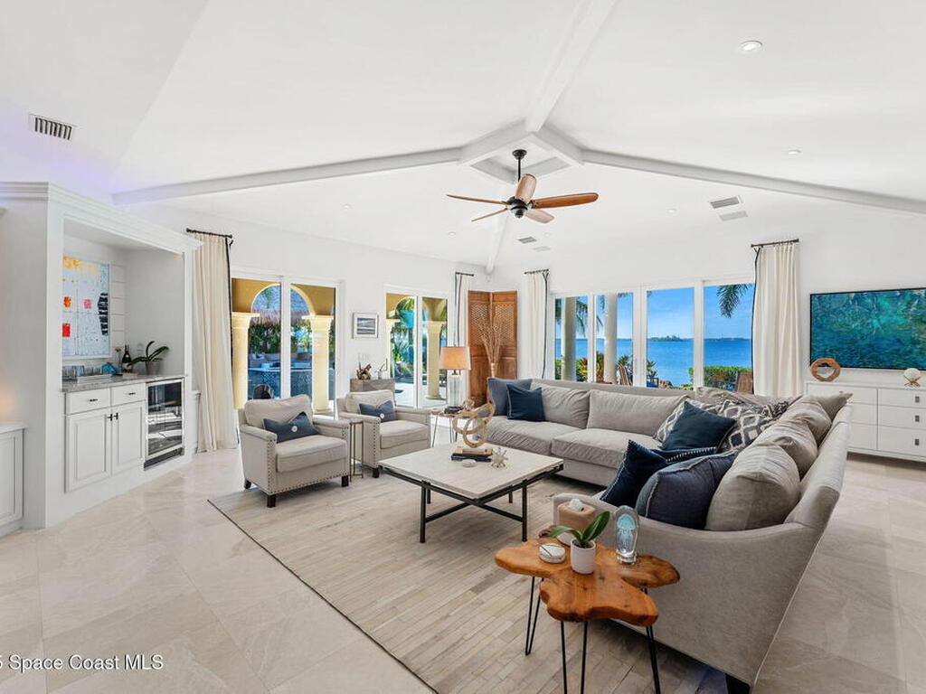 467 Spoonbill Lane, Melbourne Beach, FL 32951