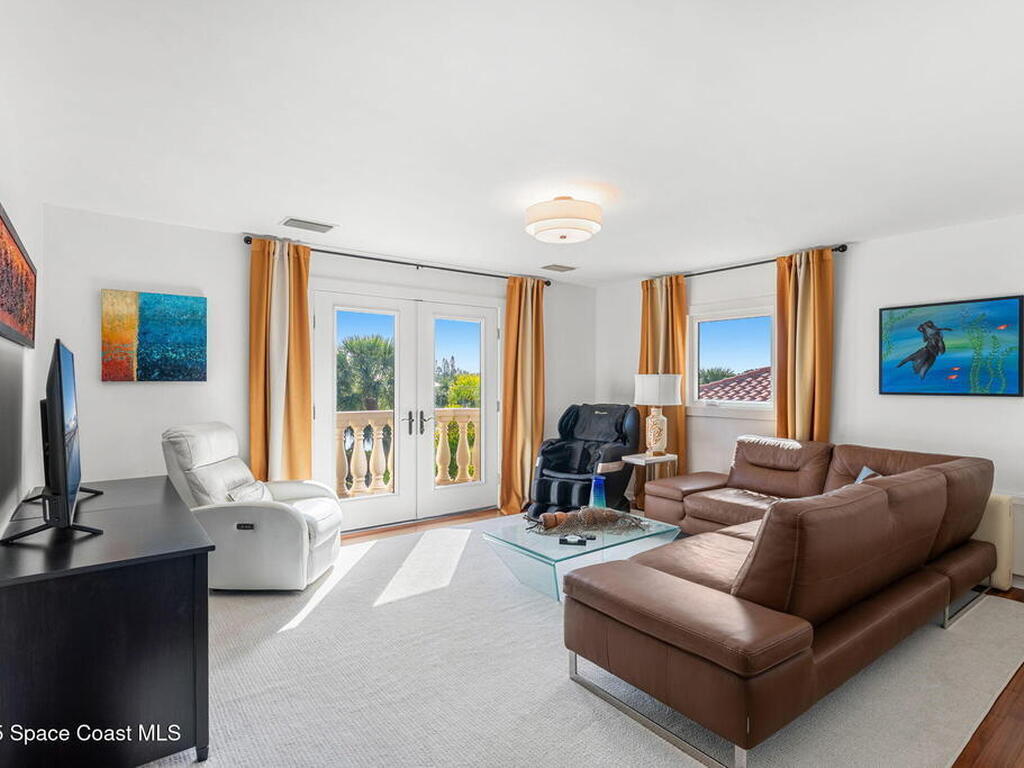 467 Spoonbill Lane, Melbourne Beach, FL 32951