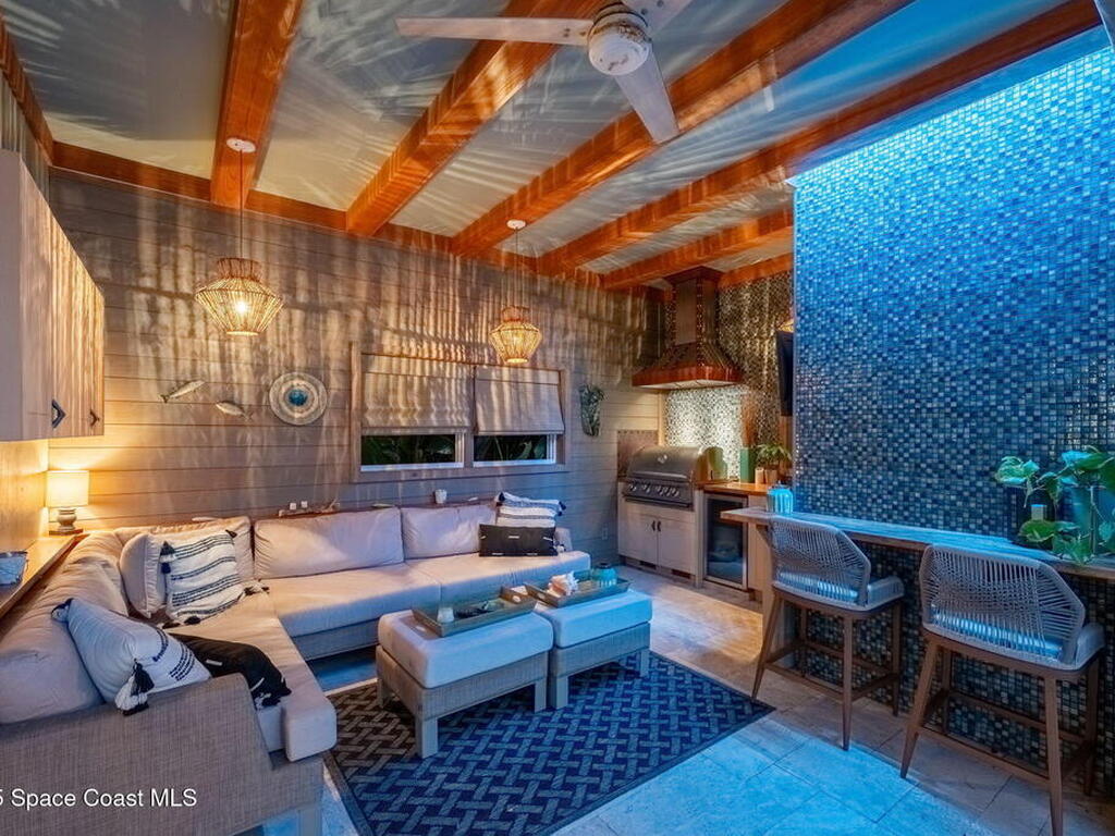 467 Spoonbill Lane, Melbourne Beach, FL 32951