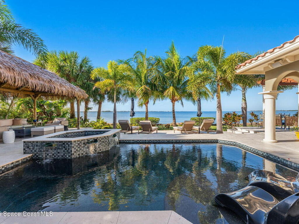 467 Spoonbill Lane, Melbourne Beach, FL 32951