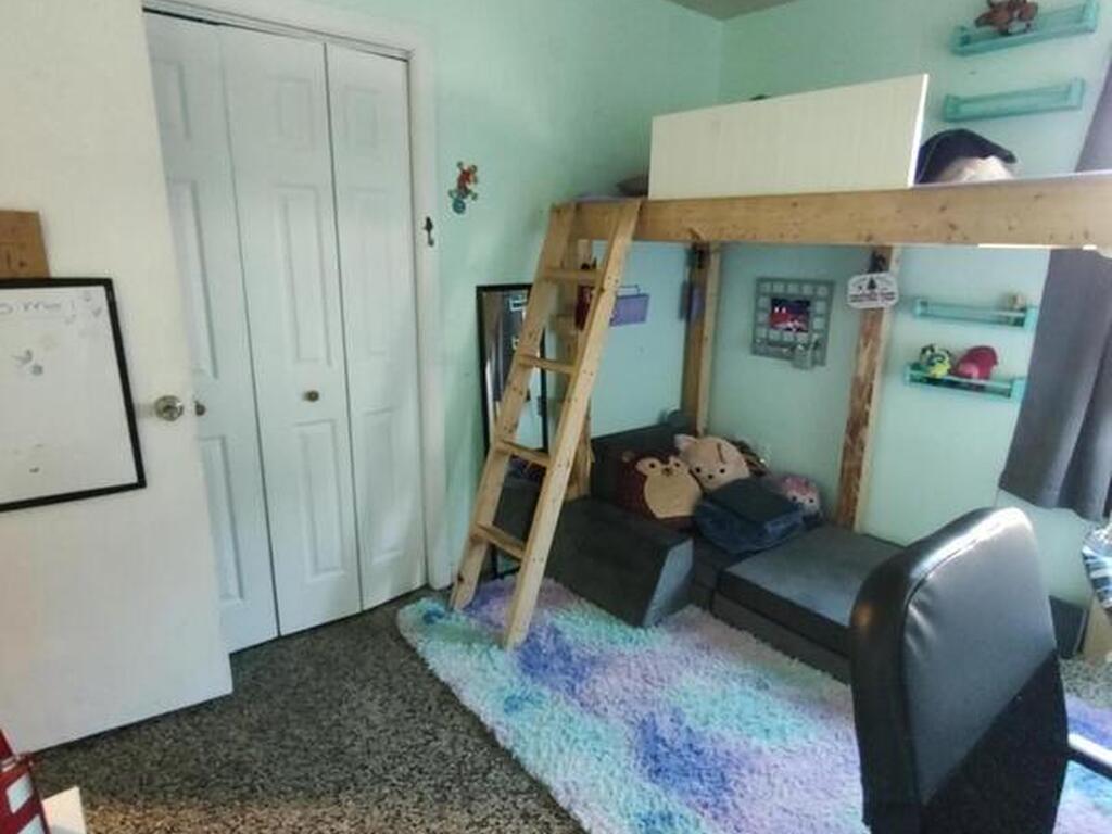 211 Avenida De Paz, Indialantic, FL 32903