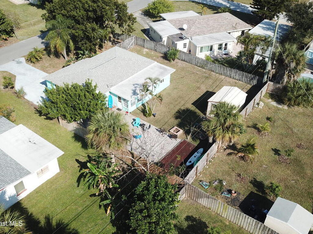 211 Avenida De Paz, Indialantic, FL 32903