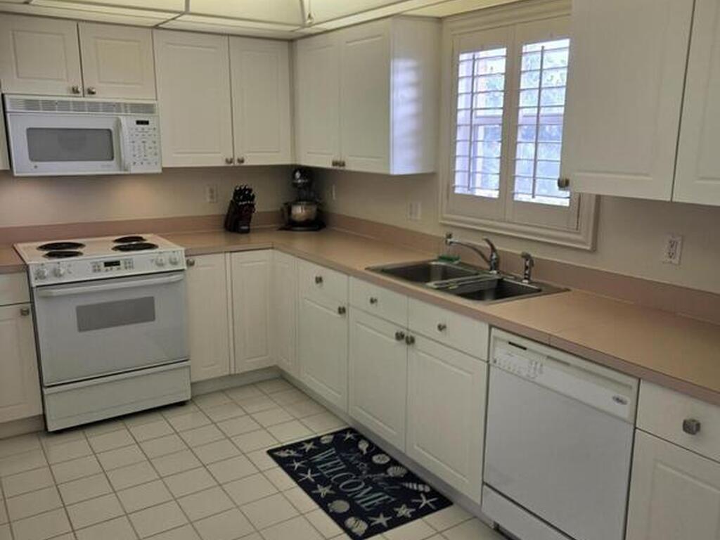 110 Whaler Drive, Melbourne Beach, FL 32951