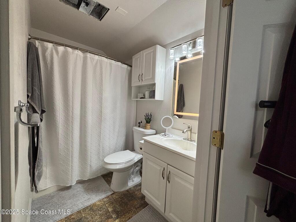 9590 Primrose Drive, Micco, FL 32976