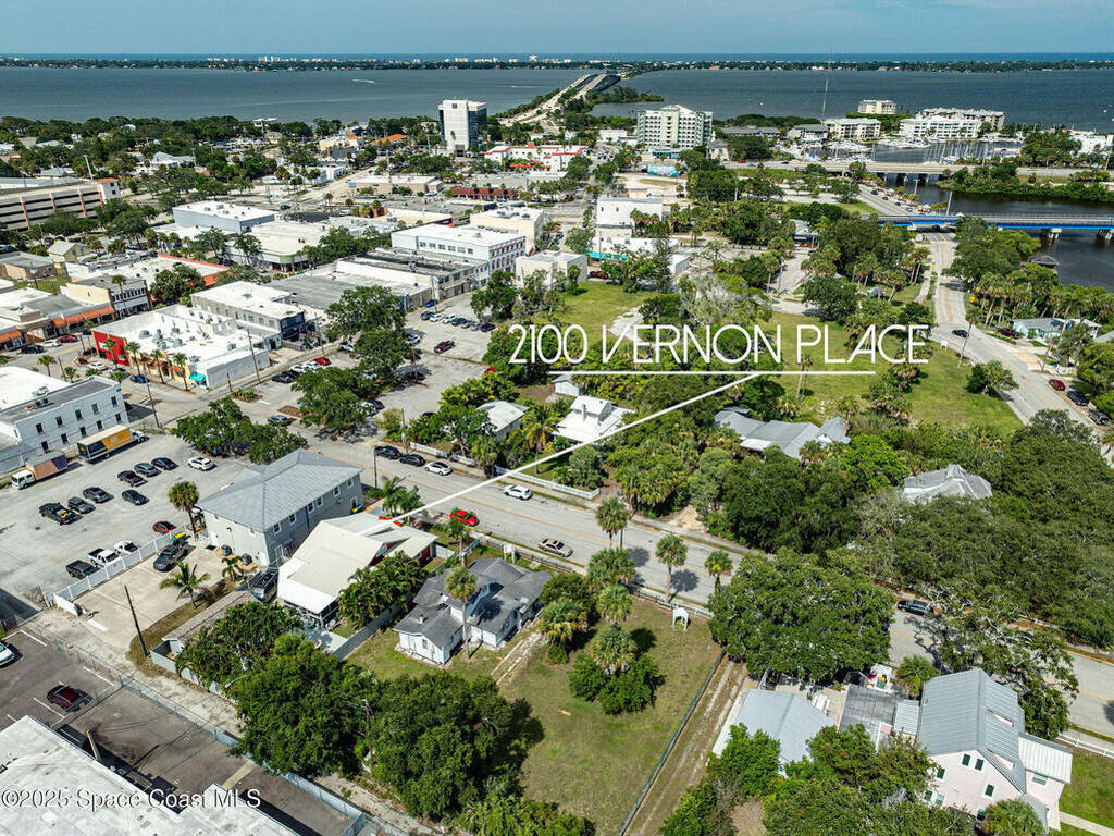 2100 Vernon Place, Melbourne, FL 32901