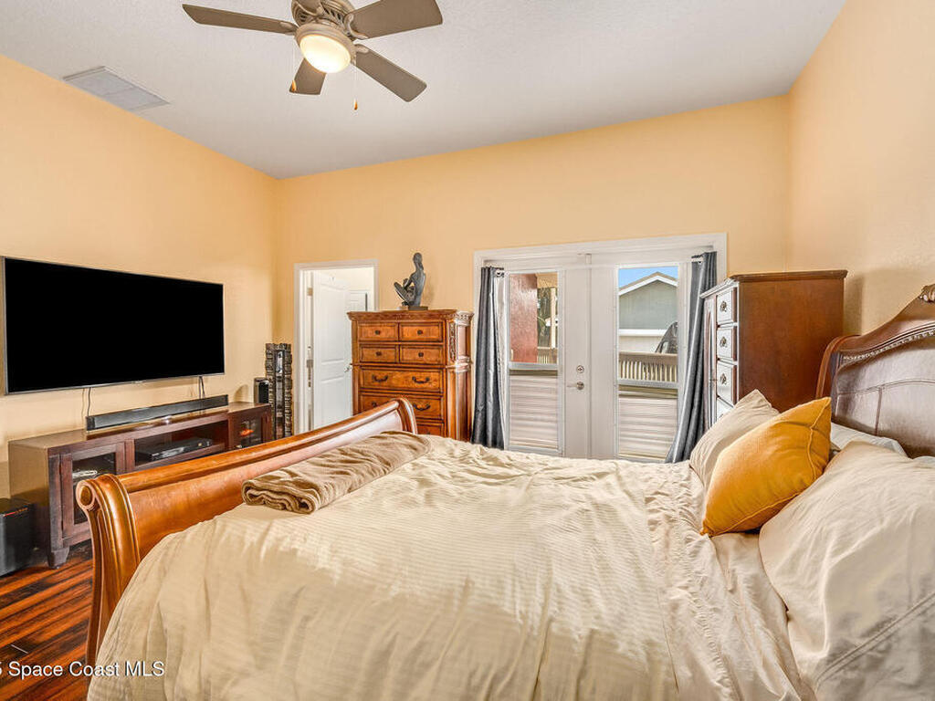 2100 Vernon Place, Melbourne, FL 32901