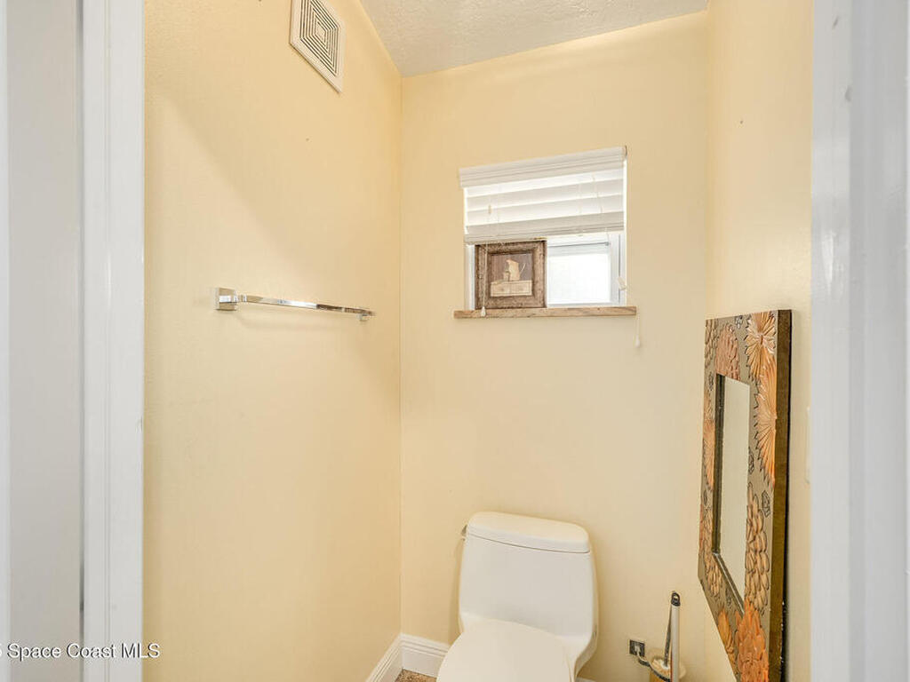 2100 Vernon Place, Melbourne, FL 32901