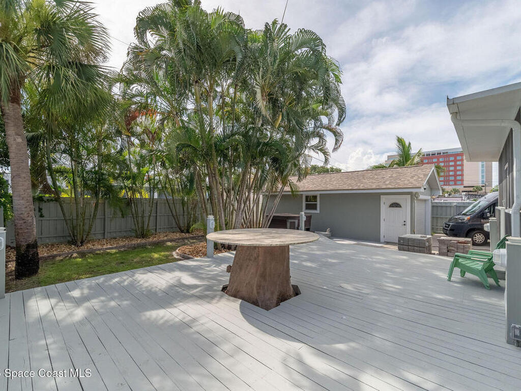 2100 Vernon Place, Melbourne, FL 32901