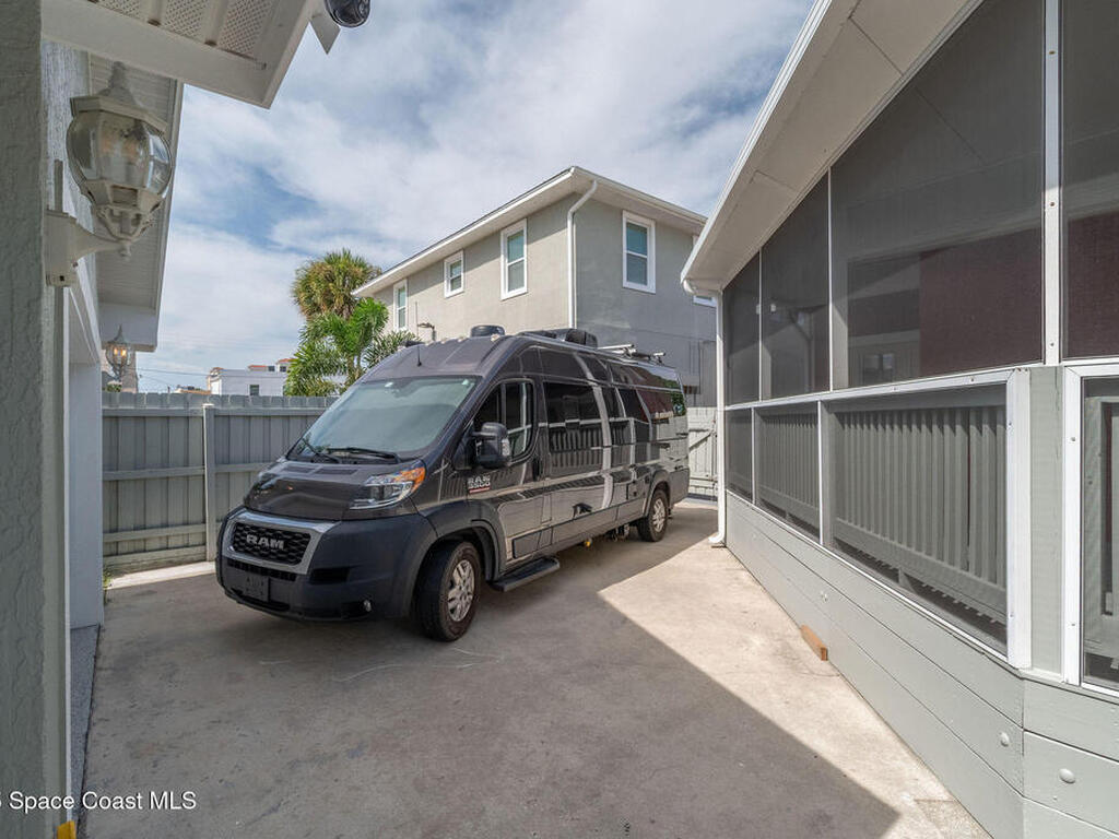 2100 Vernon Place, Melbourne, FL 32901