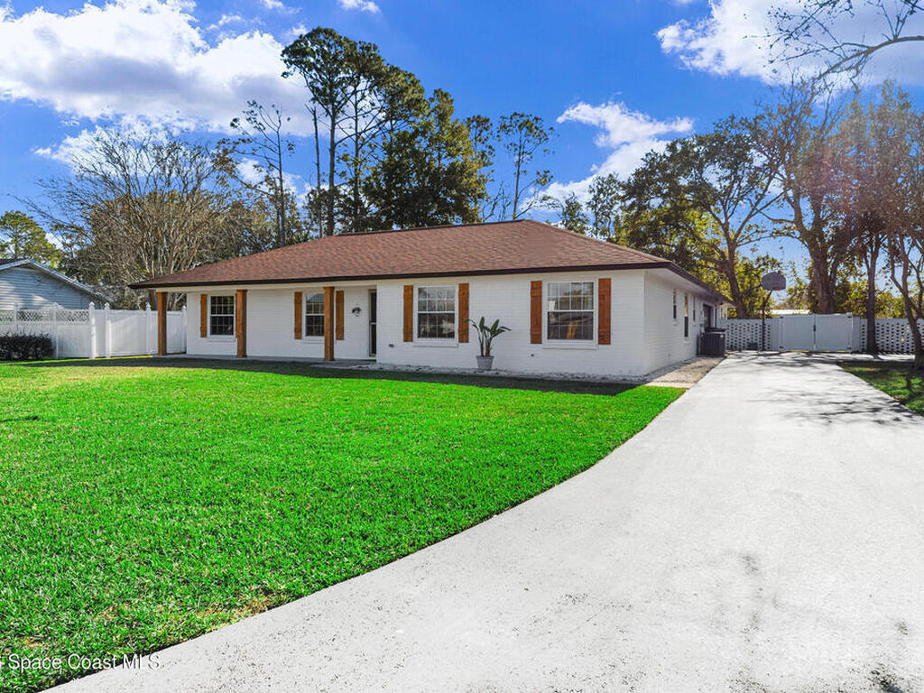 2453 Charwood Court, Orange Park, FL 32065