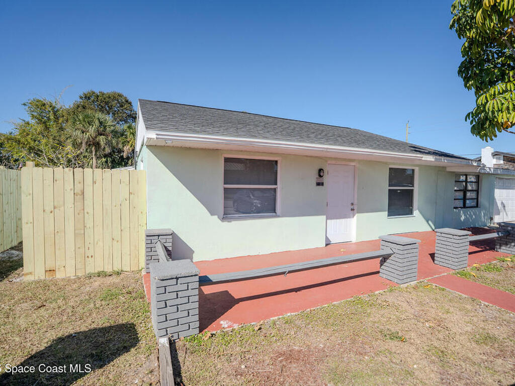 2581 Spence Drive, Palm Bay, FL 32905