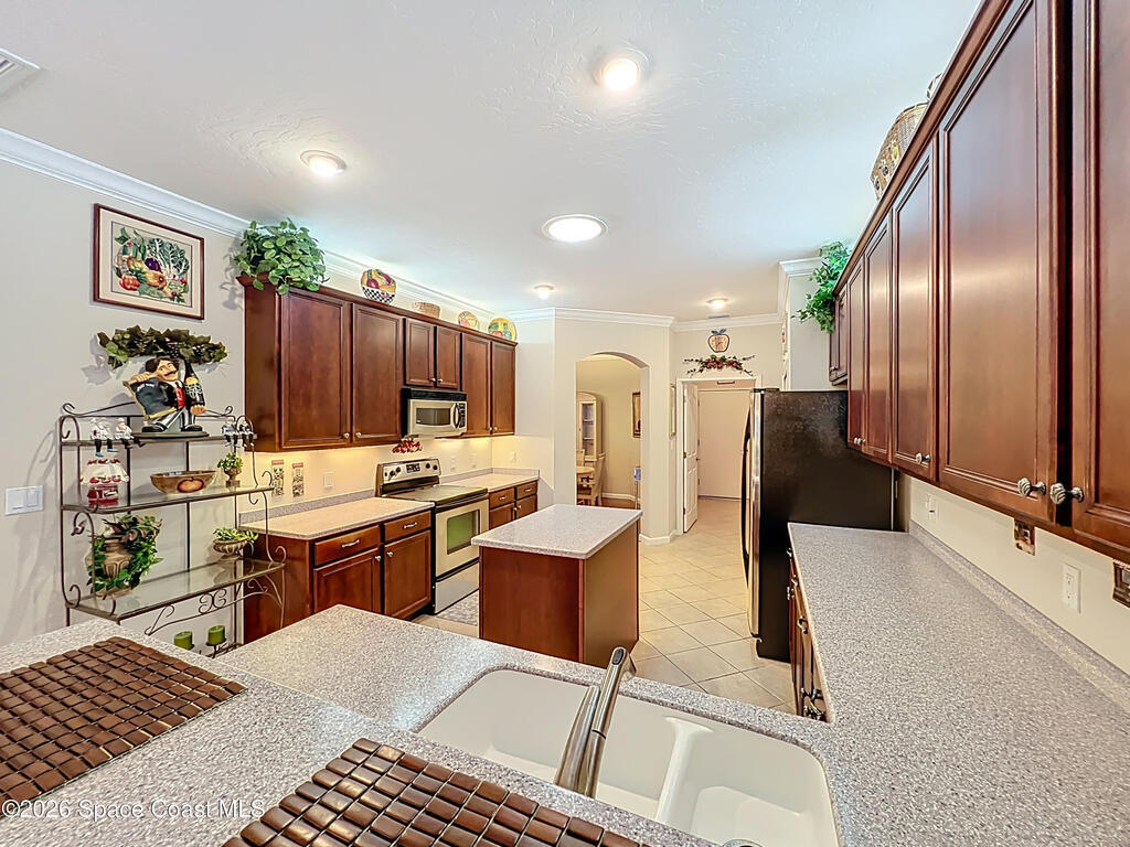 6977 Floristana Drive, Melbourne, FL 32940