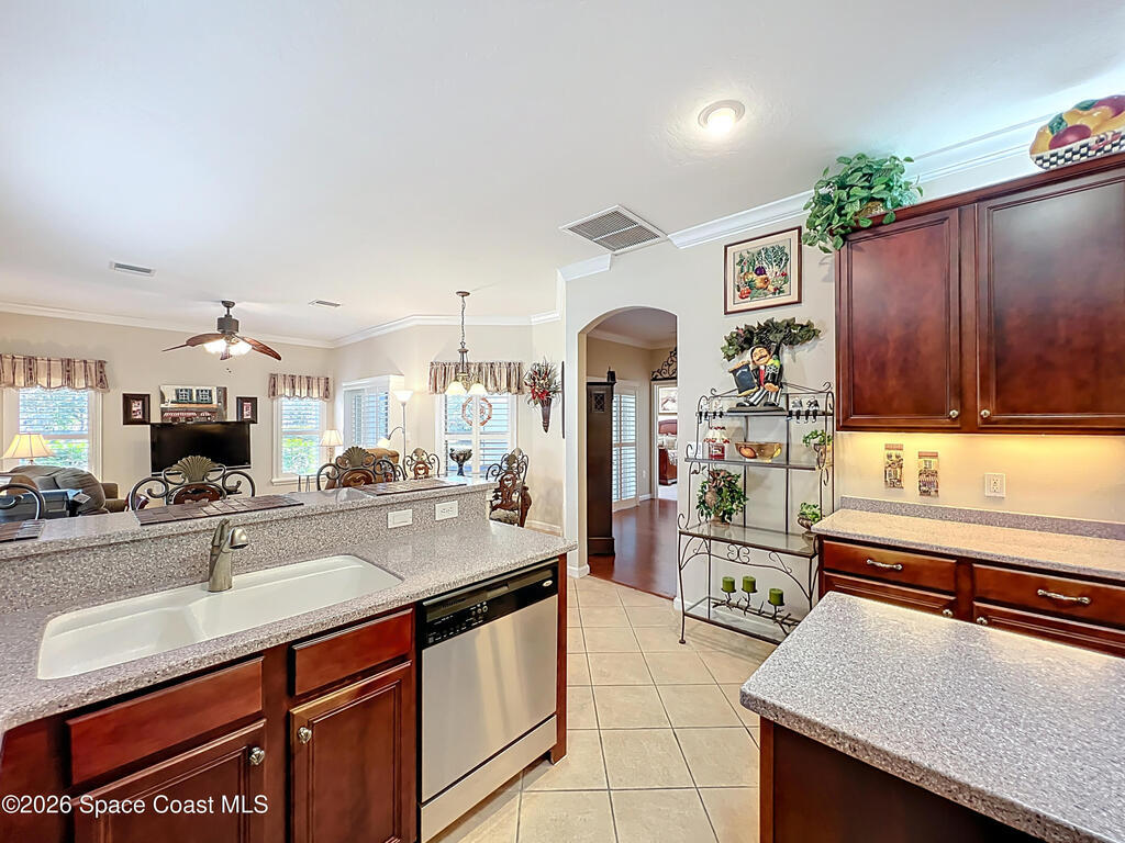 6977 Floristana Drive, Melbourne, FL 32940